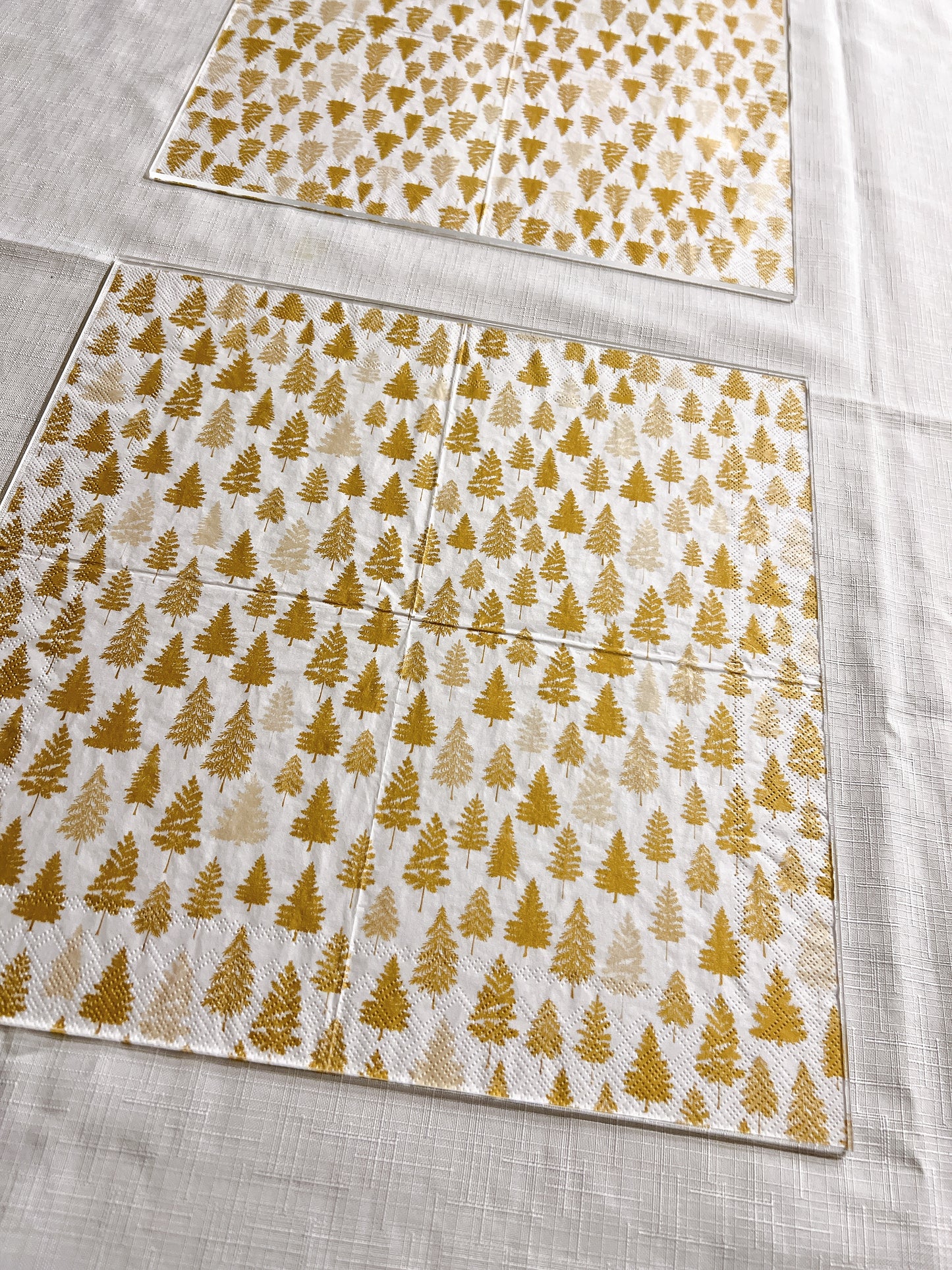 ペーパーナプキン　Nordic Forest ゴールド　もみの木【ihr】