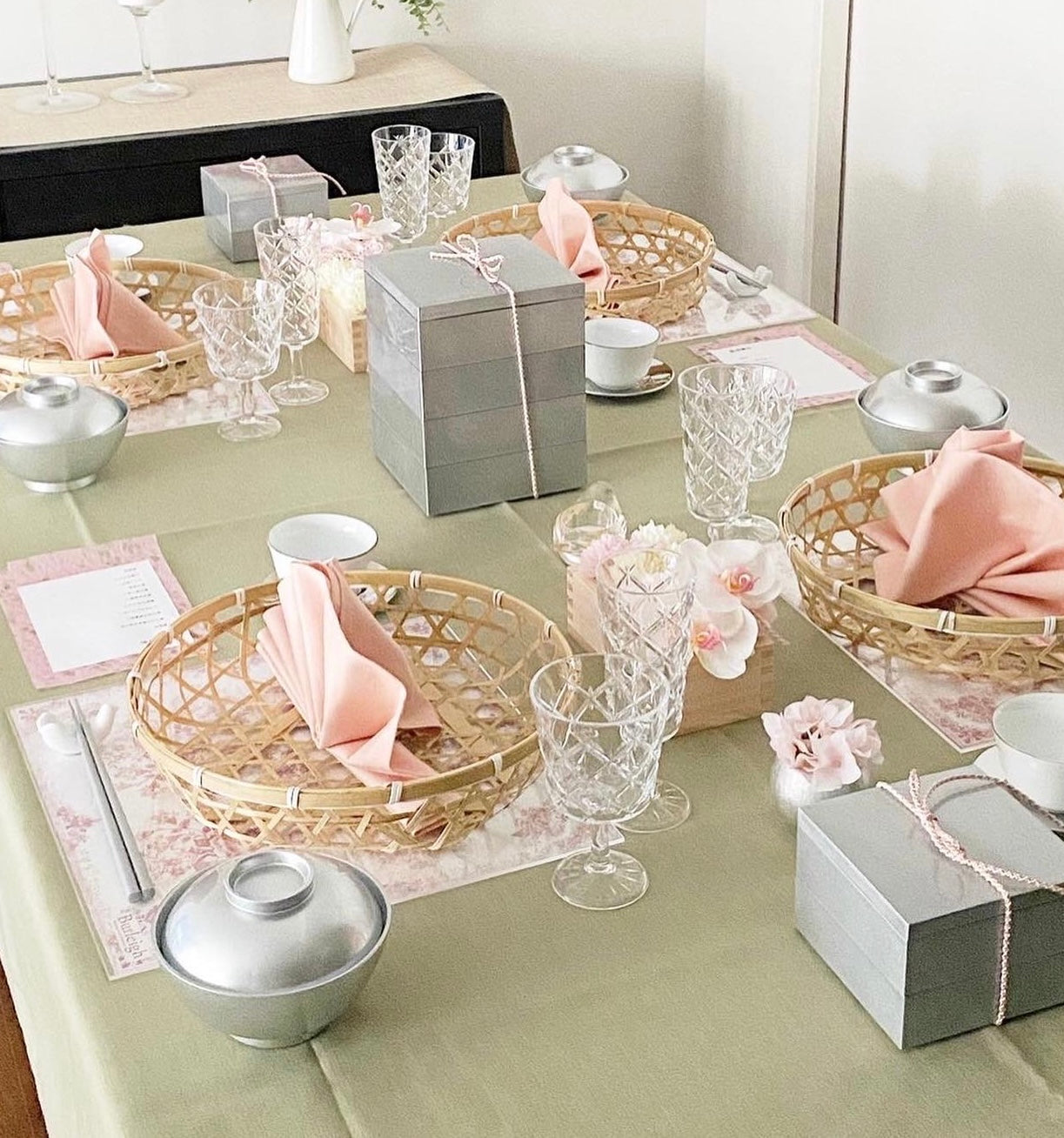 シルバー三段重　５寸【北市漆器店】